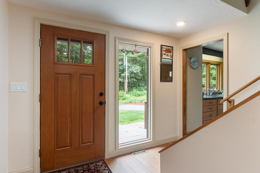 201 Beaman Road Princeton, MA 01541 - Photo 6 of 41