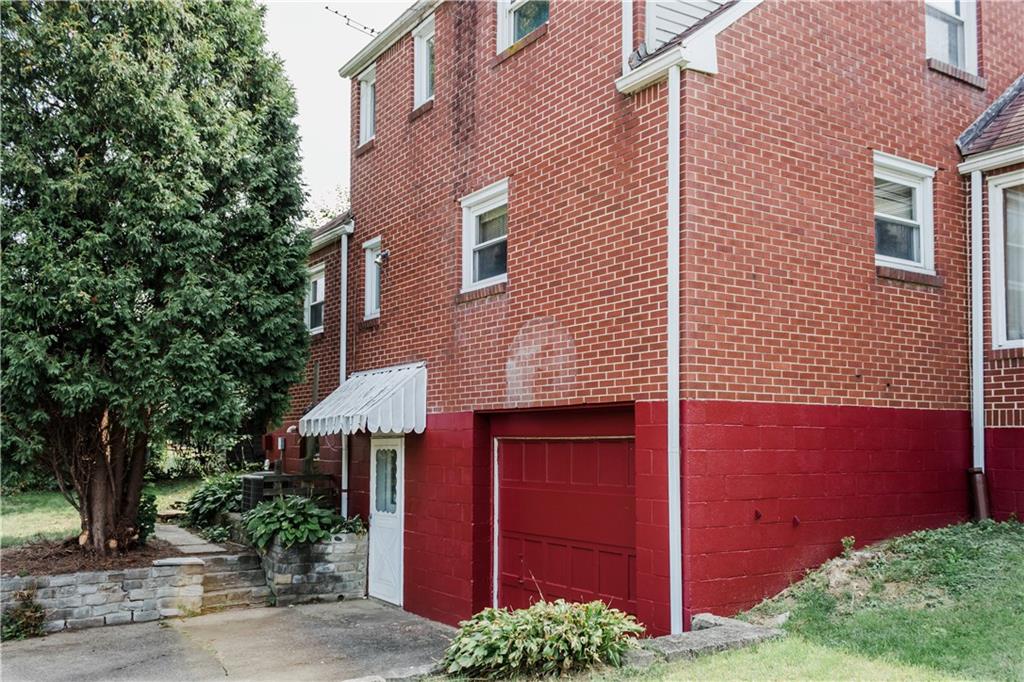 746 Bunola River Road Elizabeth, PA 15037 - Photo 11 of 12 Rear & Garage