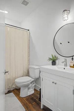 $2,350 | 1225 4th Avenue South, Unit 205, Nashville, TN 37210