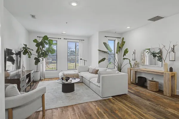 $2,350 | 1225 4th Avenue South, Unit 205, Nashville, TN 37210