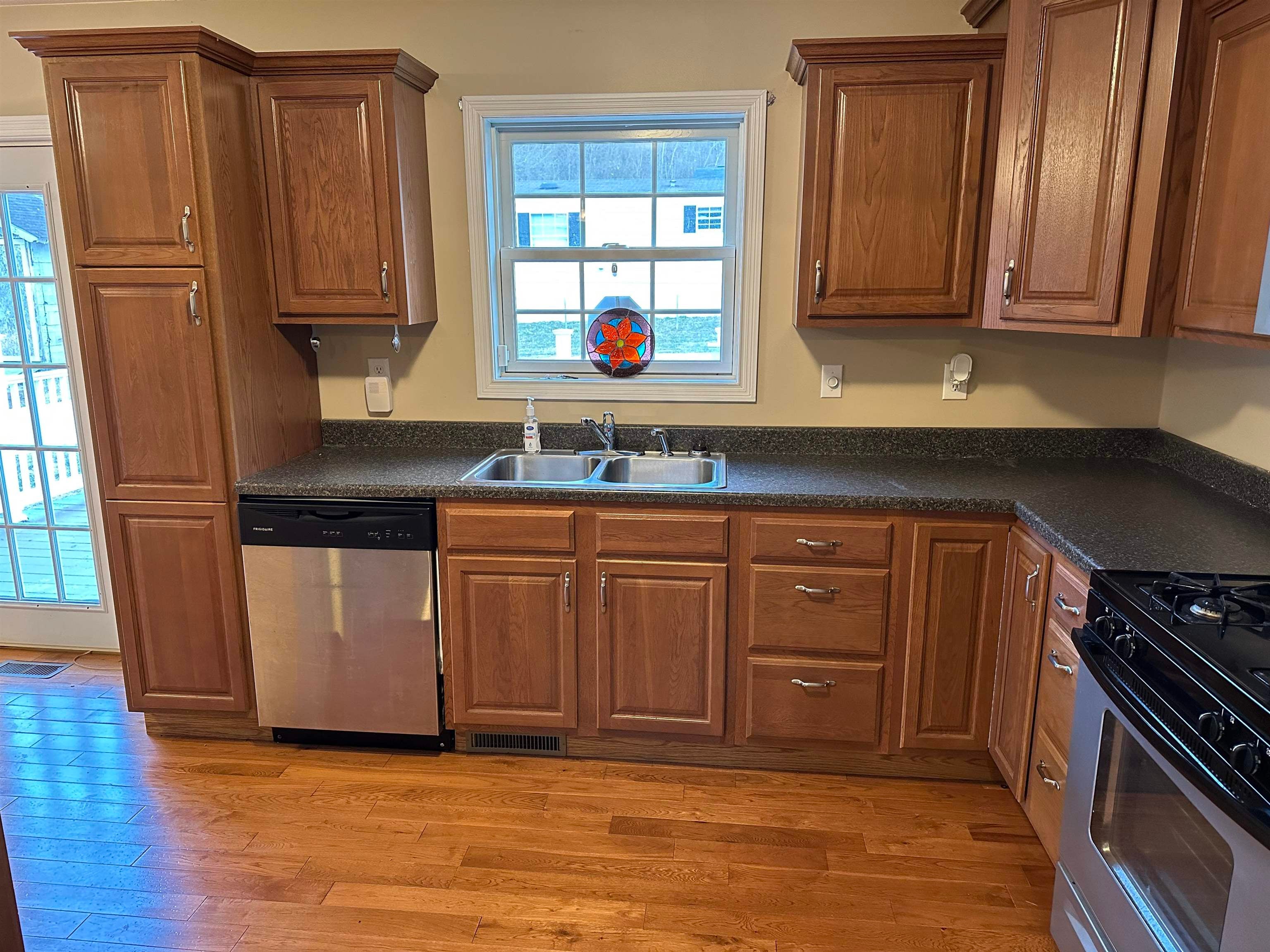 9822 Straight Fork Road West Hamlin, WV 25571 - Photo 7 of 21 Gallery Image 7