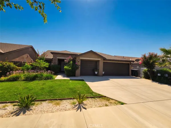 $450,000 | 1816 North Irma Street, Visalia, CA 93292