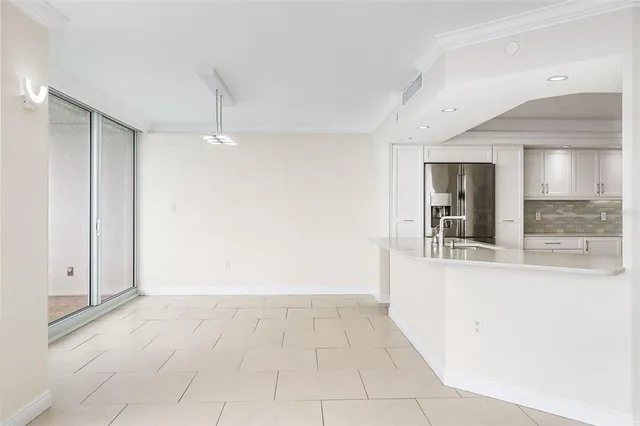 $5,900 | 988 Boulevard Of The Arts, Unit 1714, Sarasota, FL 34236