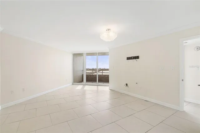 $5,900 | 988 Boulevard Of The Arts, Unit 1714, Sarasota, FL 34236