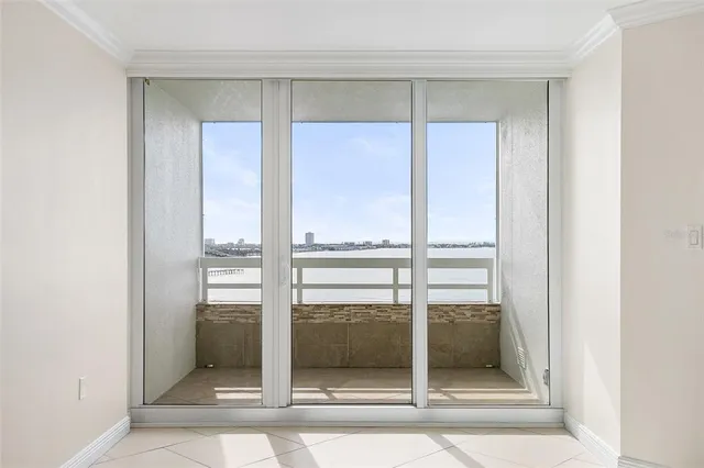 $5,900 | 988 Boulevard Of The Arts, Unit 1714, Sarasota, FL 34236