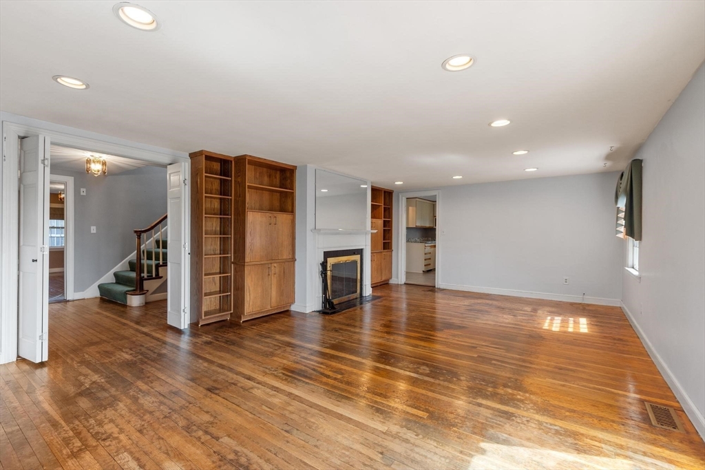 1465 Sudbury Road Concord, MA 01742 - Photo 11 of 28