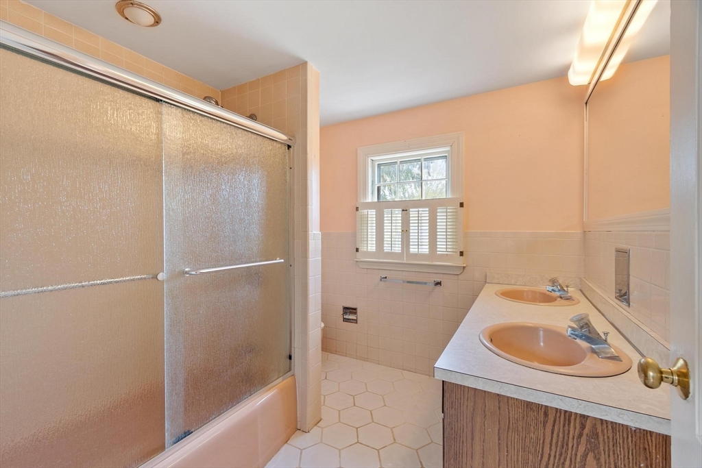 1465 Sudbury Road Concord, MA 01742 - Photo 23 of 28