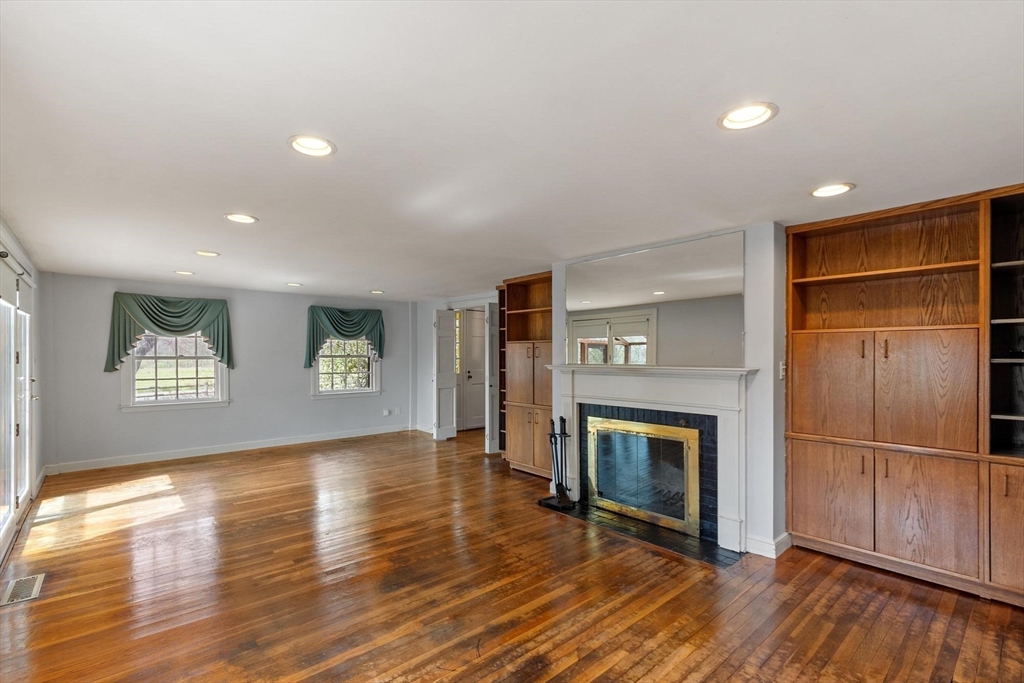 1465 Sudbury Road Concord, MA 01742 - Photo 10 of 28