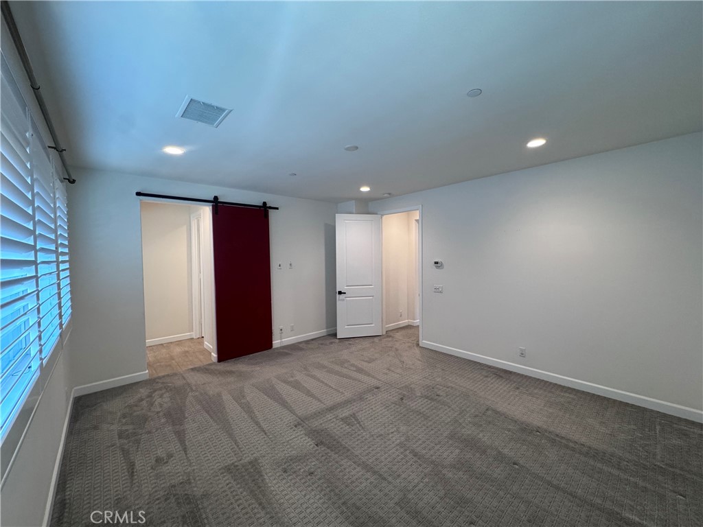 277 Barnes Road Tustin, CA 92782 - Photo 23 of 41 Primary bedroom