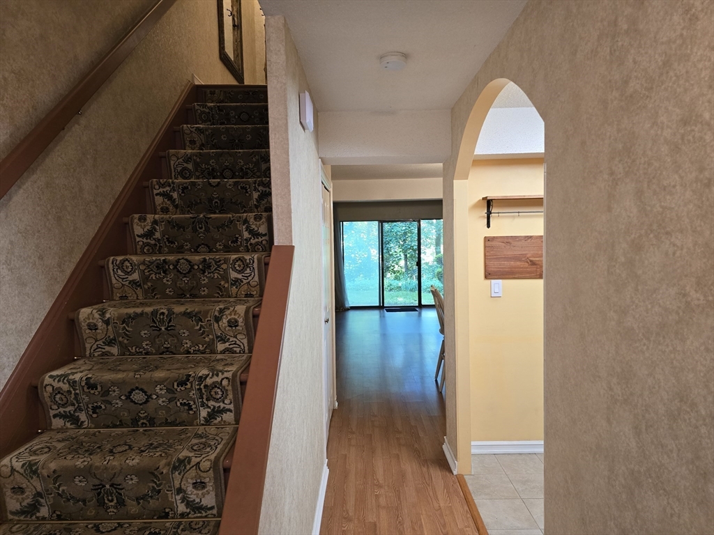 555 Russell Road, Unit J65 Westfield, MA 01085 - Photo 2 of 20
