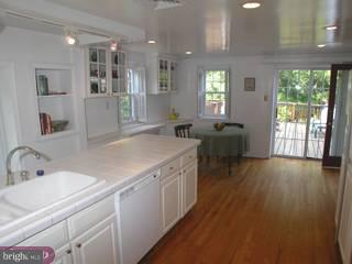 717 Spring Lane Philadelphia, PA 19128 - Photo 4 of 4 Gallery Image 4