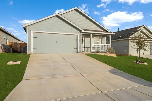 $1,950 | 31848 Blackgum, Bulverde, TX 78163