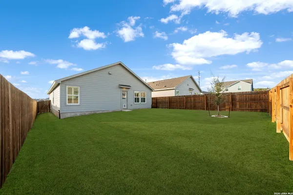 $1,950 | 31848 Blackgum, Bulverde, TX 78163