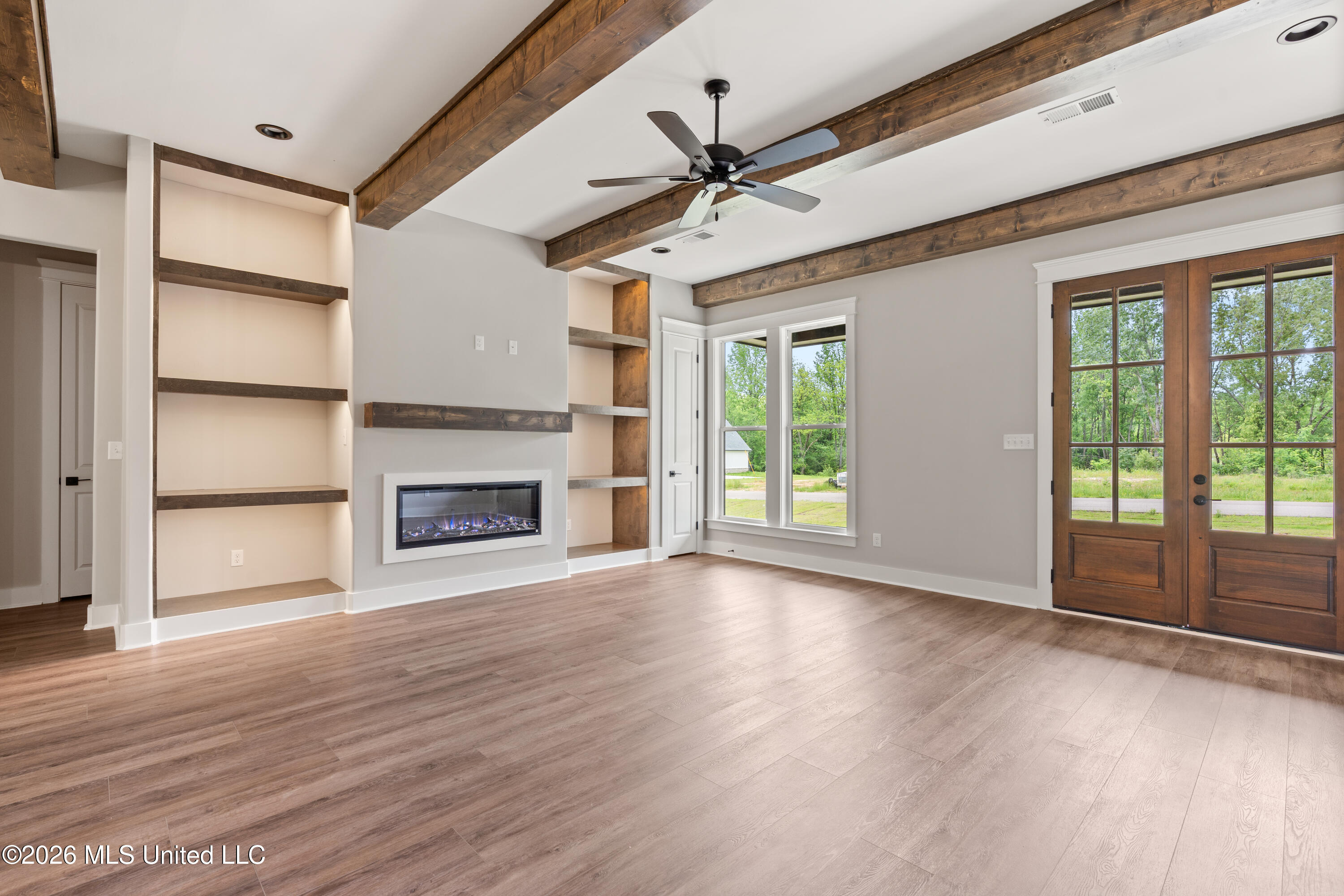 124 Drake Lane Red Banks, MS 38661 - Photo 7 of 30 Living Room