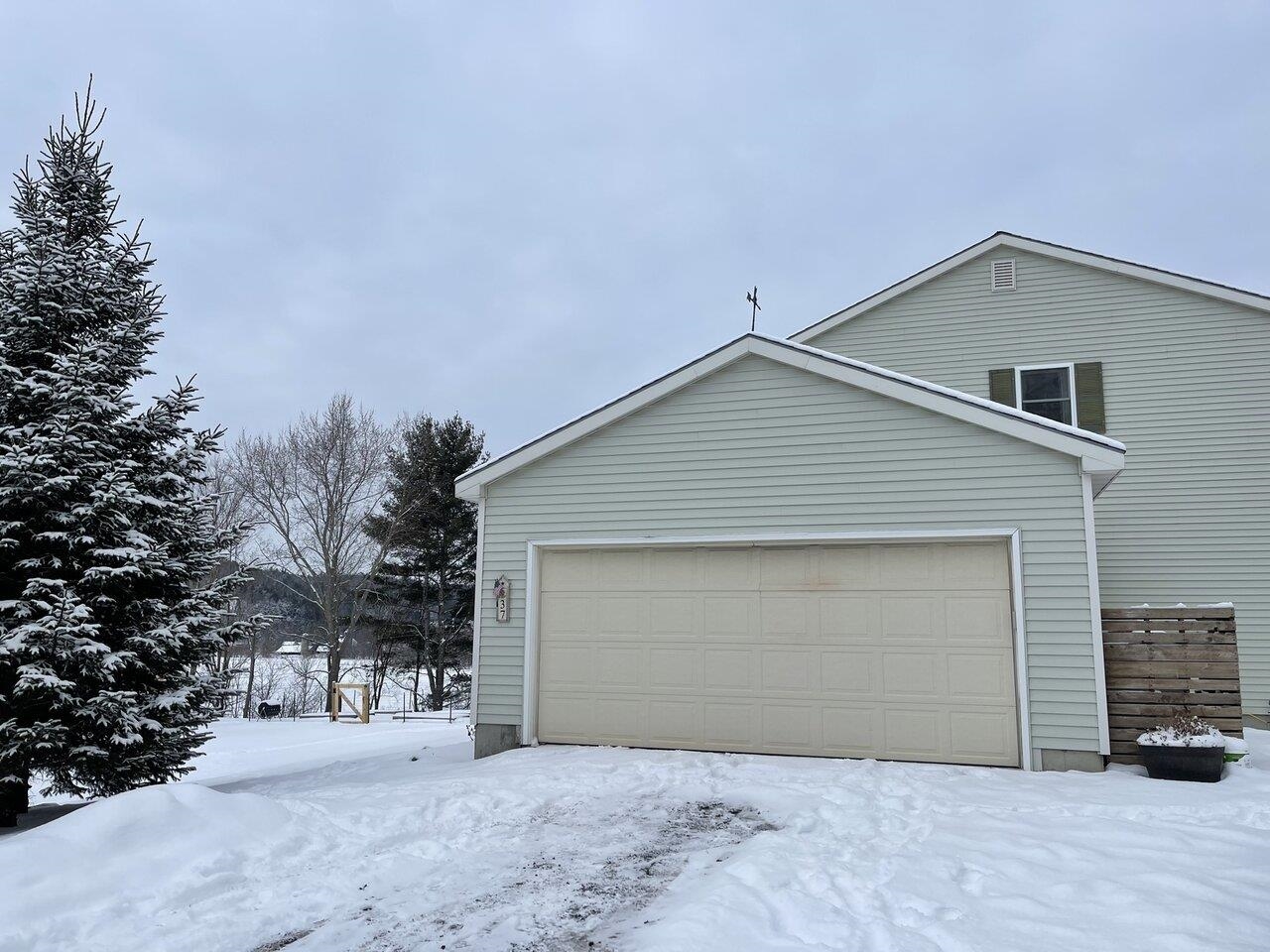 37 Blake Way Cambridge, VT 05464 - Photo 2 of 33