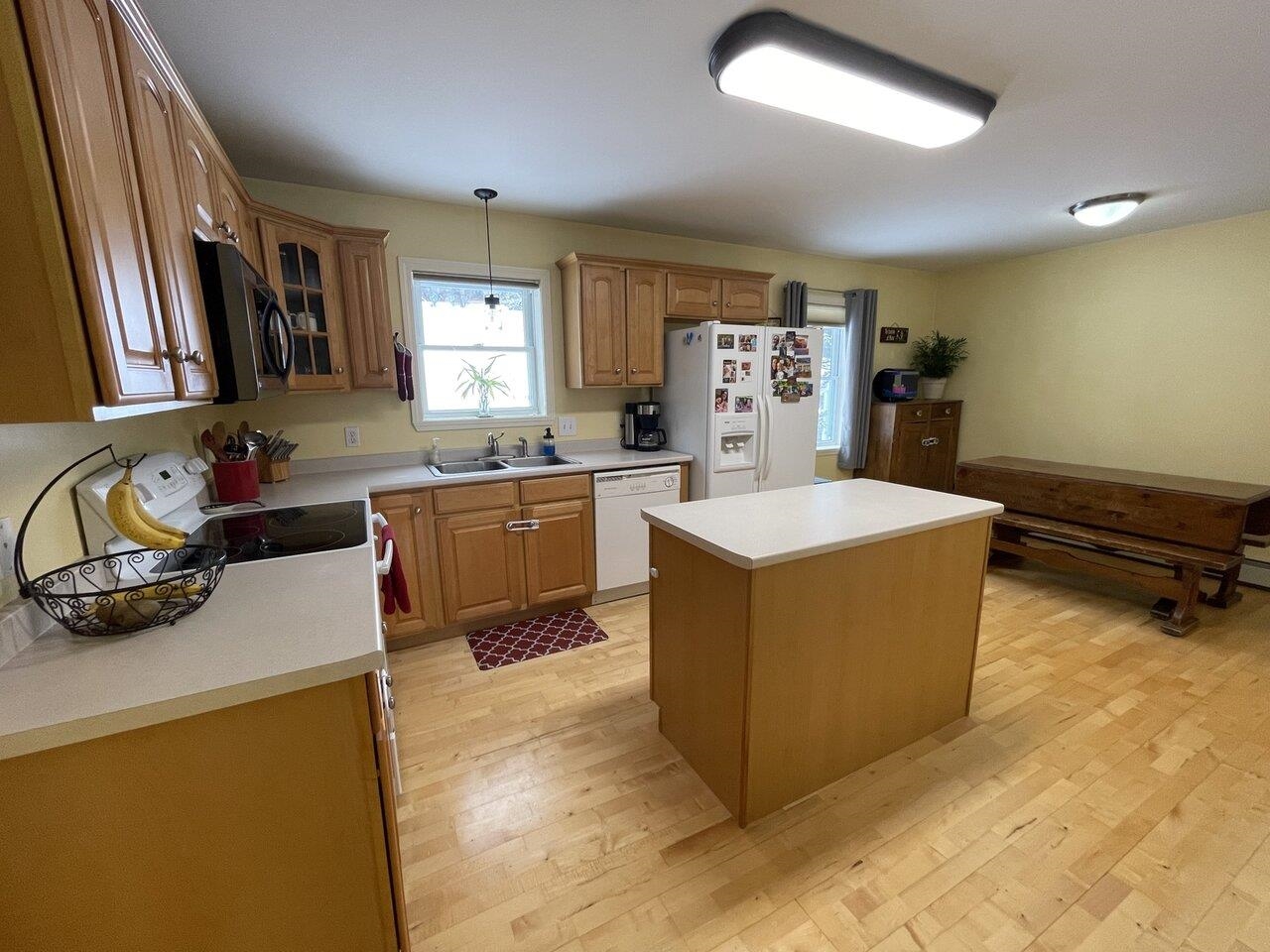 37 Blake Way Cambridge, VT 05464 - Photo 3 of 33