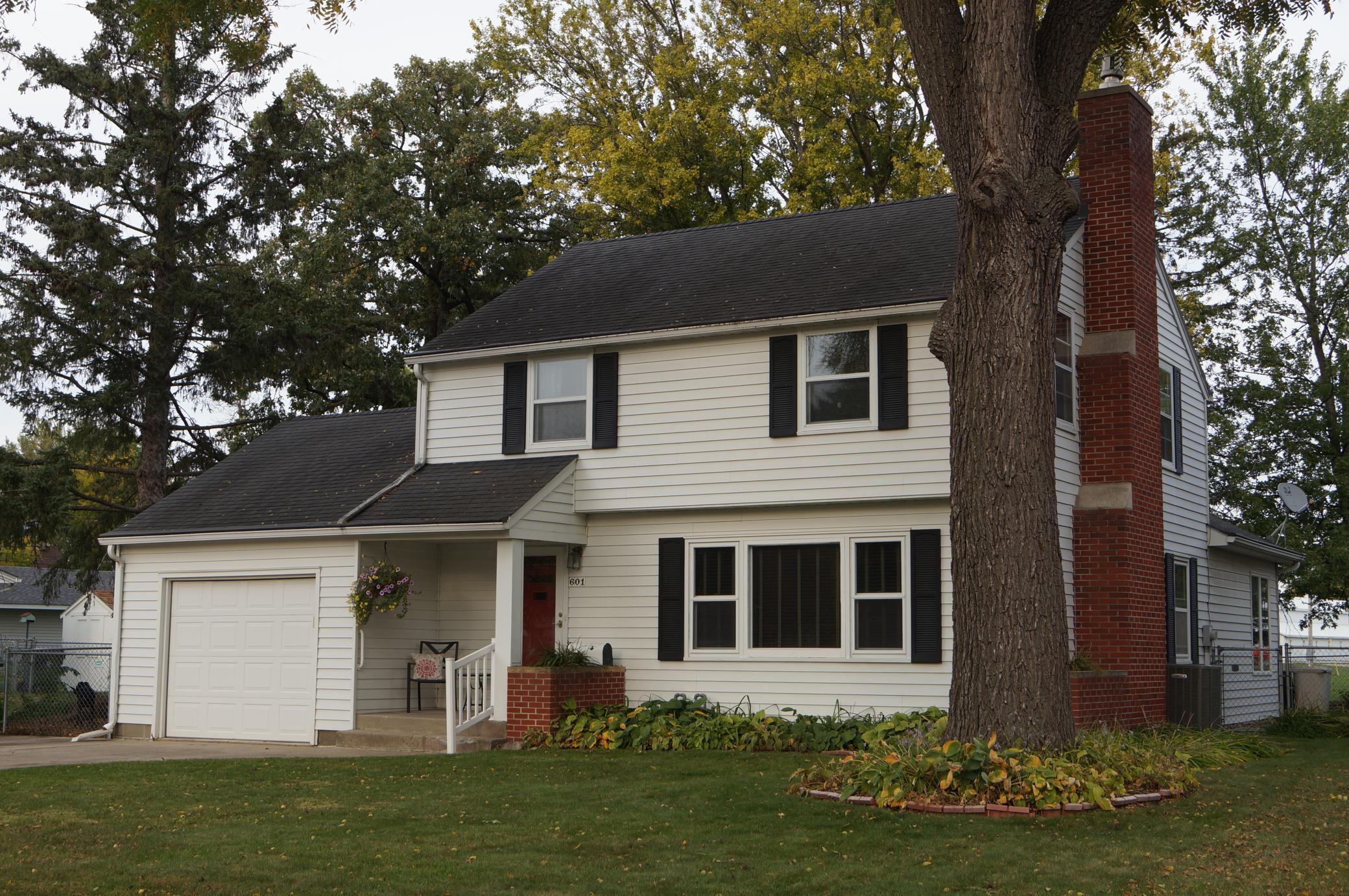 601 17th Street Southwest Austin, MN 55912 - Photo 1 of 1