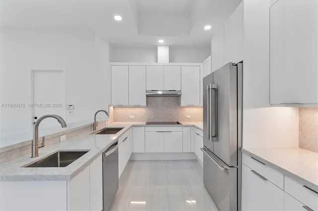 $13,000 | 21301 Northeast 38th Avenue, Unit 58, Aventura, FL 33180