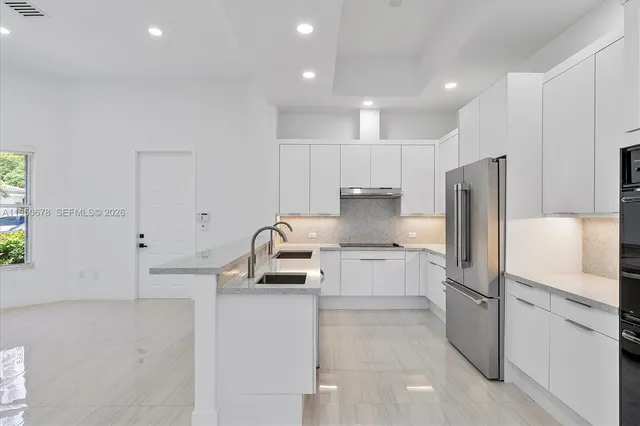 $13,000 | 21301 Northeast 38th Avenue, Unit 58, Aventura, FL 33180