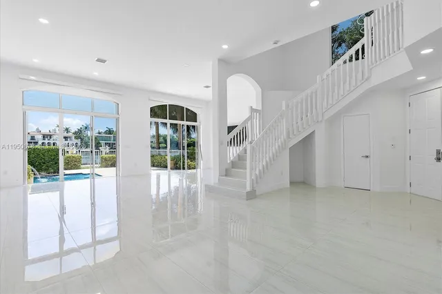 $13,000 | 21301 Northeast 38th Avenue, Unit 58, Aventura, FL 33180