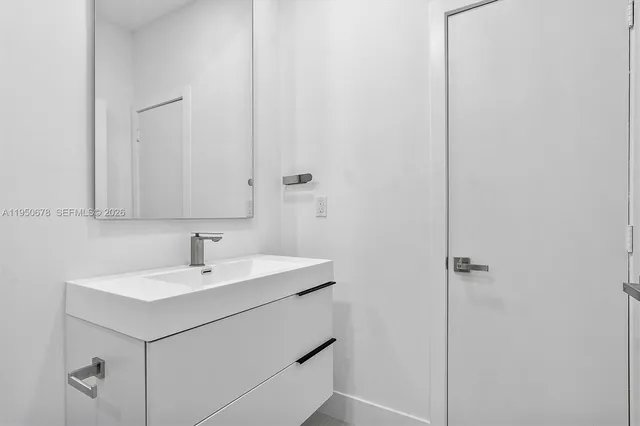 $13,000 | 21301 Northeast 38th Avenue, Unit 58, Aventura, FL 33180