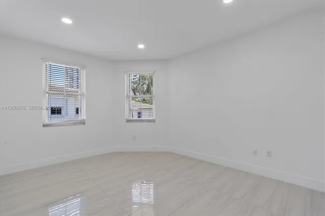 $13,000 | 21301 Northeast 38th Avenue, Unit 58, Aventura, FL 33180