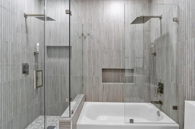 $13,000 | 21301 Northeast 38th Avenue, Unit 58, Aventura, FL 33180