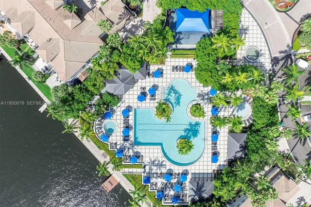 $13,000 | 21301 Northeast 38th Avenue, Unit 58, Aventura, FL 33180