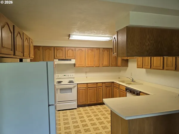 $350,000 | 1653 Ardendale Lane, Eugene, OR 97405