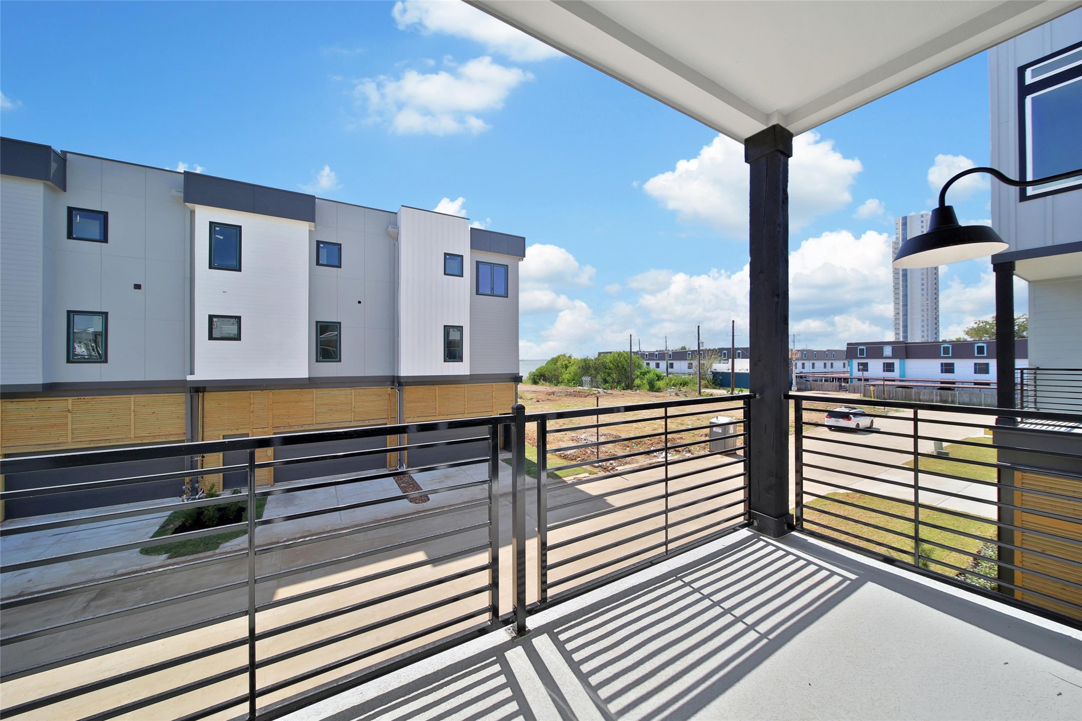 4404 Anthony Court Lane Seabrook, TX 77586 - Photo 25 of 36 a view of a balcony with city view