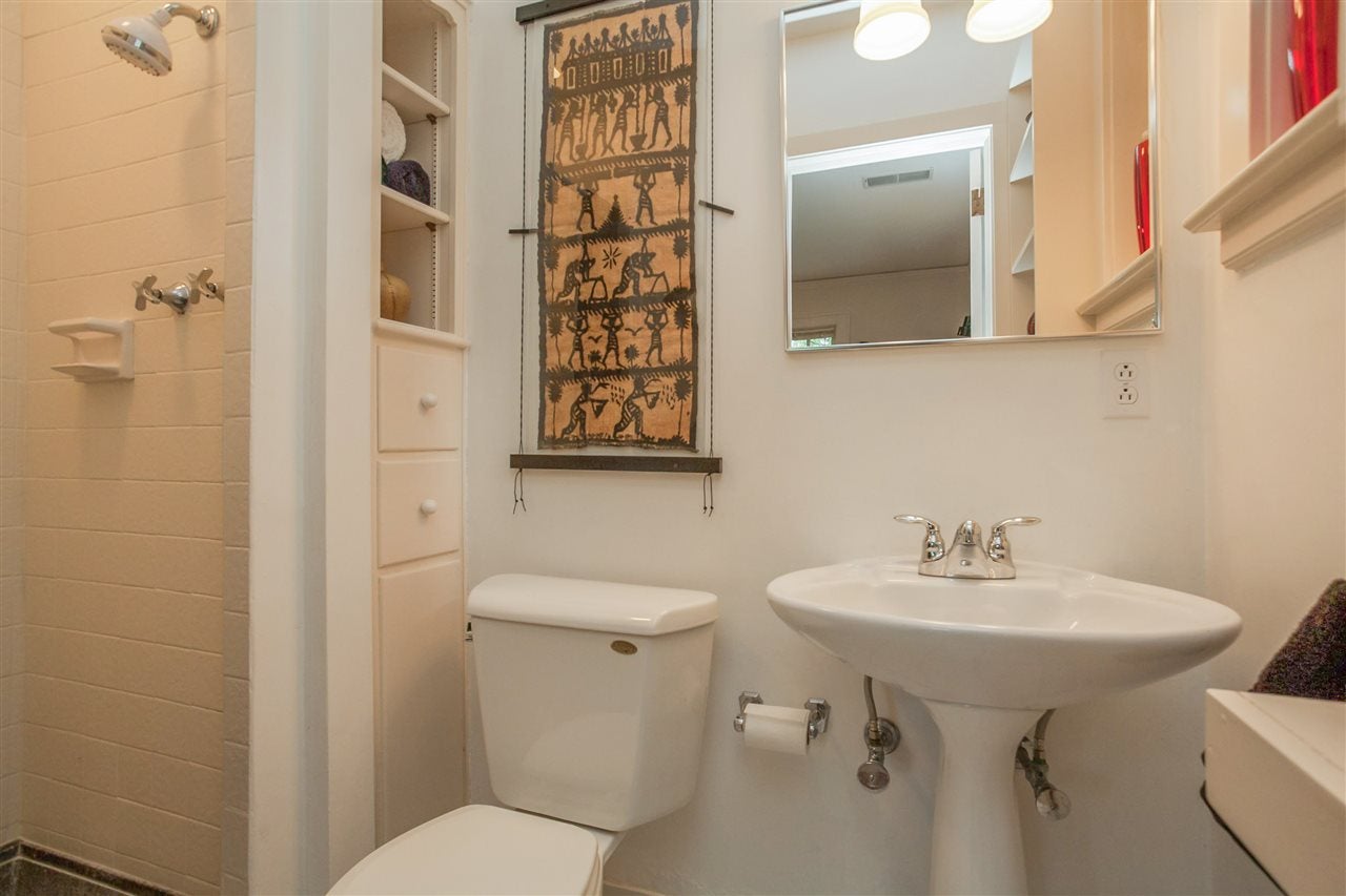 2225 Ridgeway Drive Southeast Cedar Rapids, IA 52403 - Photo 18 of 25 Gallery Image 18