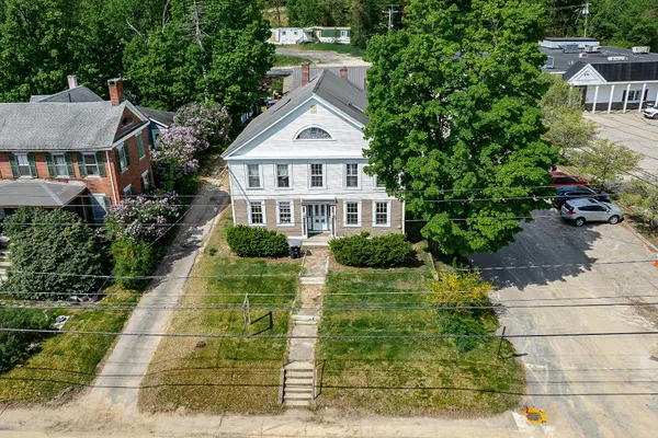 $1,650 | 155 South Main Street, Unit 3, Franklin, NH 03235