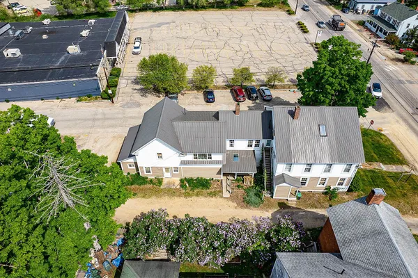 $1,650 | 155 South Main Street, Unit 3, Franklin, NH 03235