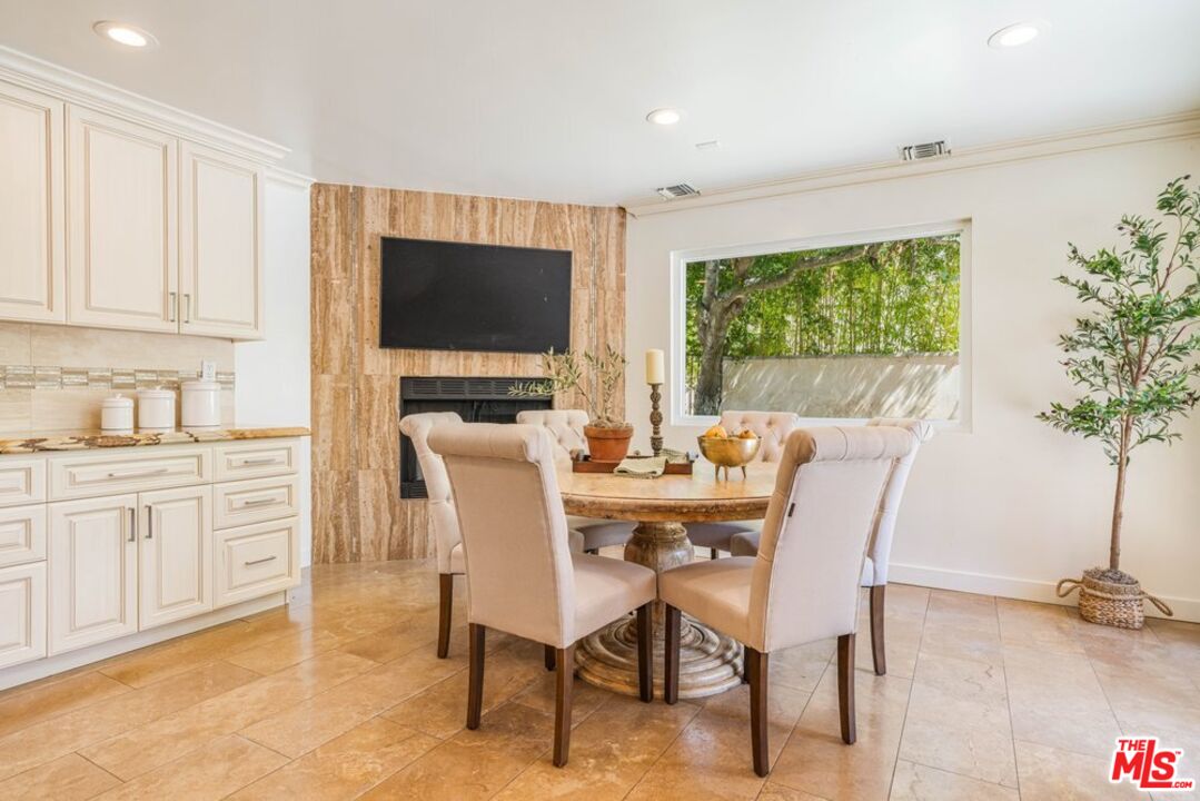 53 Bell Cyn Road Bell Canyon, CA 91307 - Photo 16 of 41 Gallery Image 16