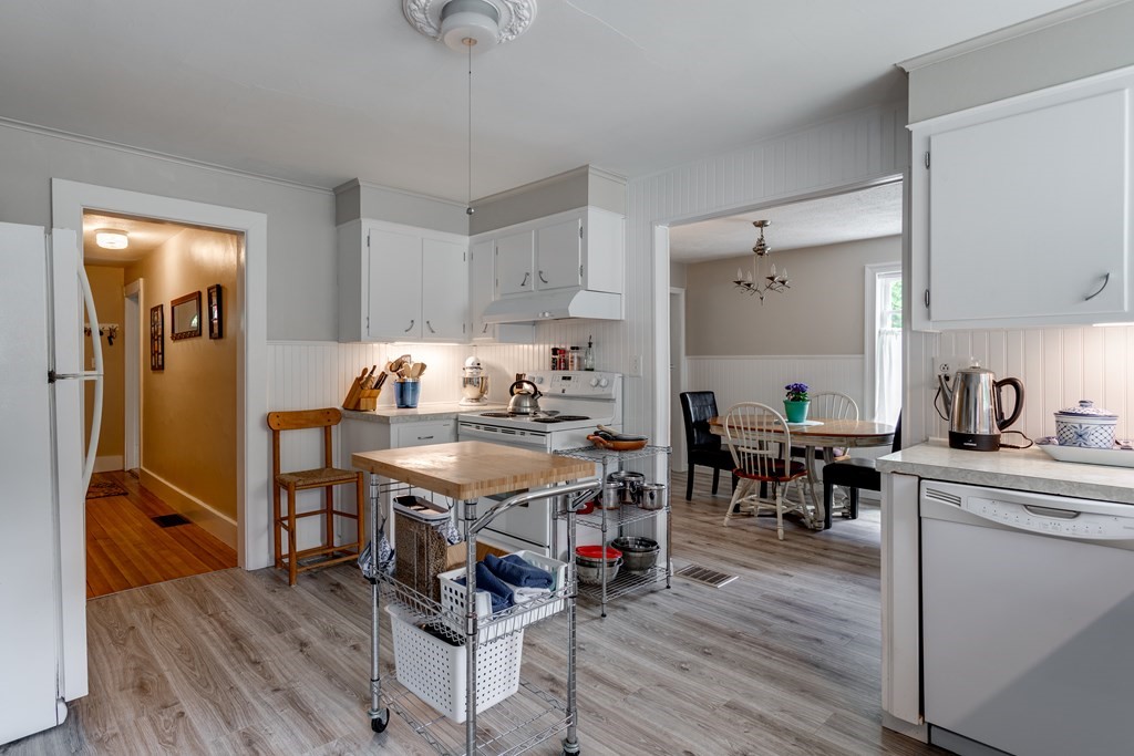 1383 Providence Road, Unit 1383 Northbridge, MA 01588 - Photo 10 of 22