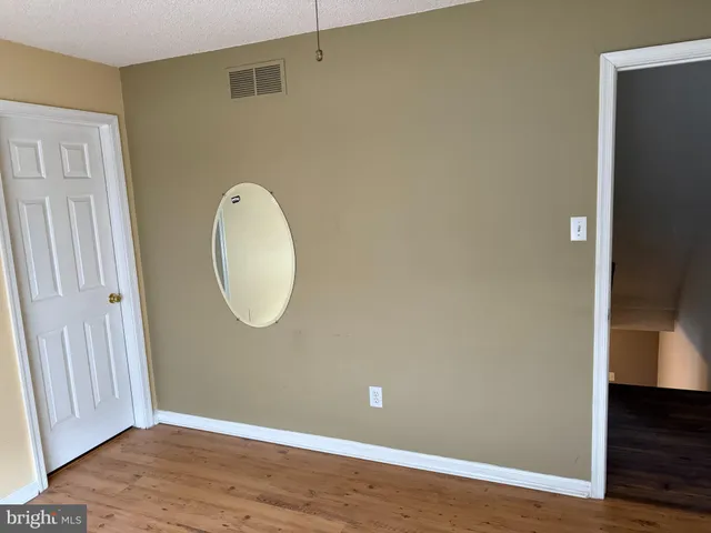 $2,200 | 3002 Creekside Court, Unit 40, Warrington, PA 18976