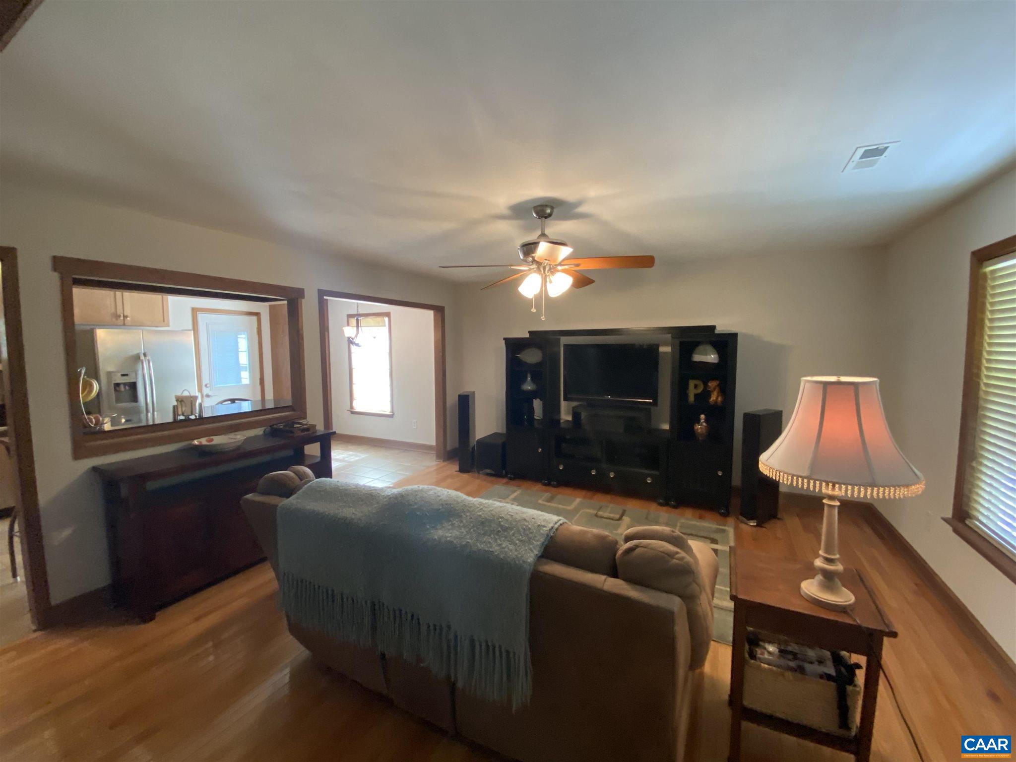 16693 Louisa Road Louisa, VA 23093 - Photo 5 of 41 Gallery Image 5
