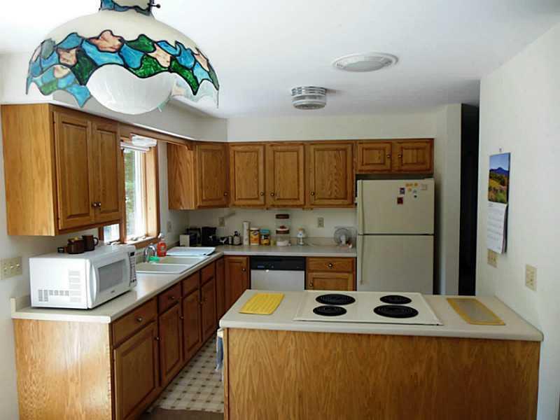 231 Thundercastle Road Readfield, ME 04355 - Photo 3 of 28 Kitchen.