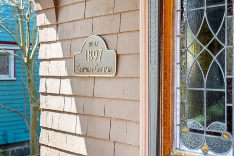 $1,225,000 | 3 Moultrie Street, Boston, MA 02124