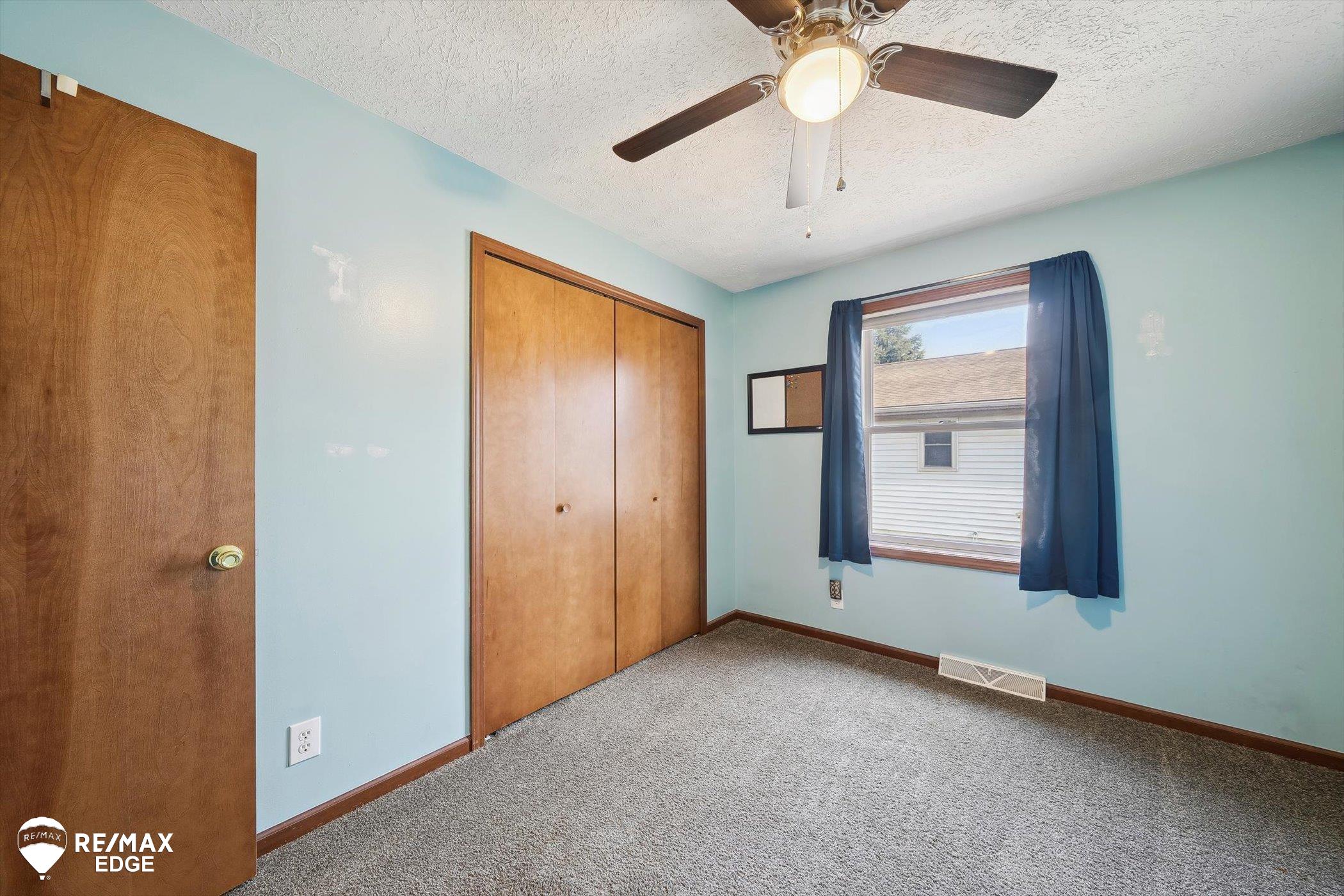 17964 Reed Street Melvindale, MI 48122 - Photo 27 of 41 50168636-cc683b72-af63-4d47-8c4d-20a328aa47cc.JPG