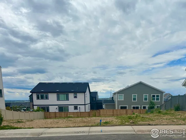 $450,000 | 1006 Honeysuckle Lane, Louisville, CO 80027