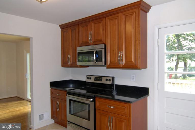 10805 Margate Road Silver Spring, MD 20901 - Photo 13 of 27 Kitchen