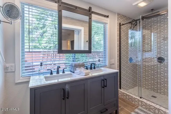 $2,450,000 | 117 West 10th Street, Tempe, AZ 85281