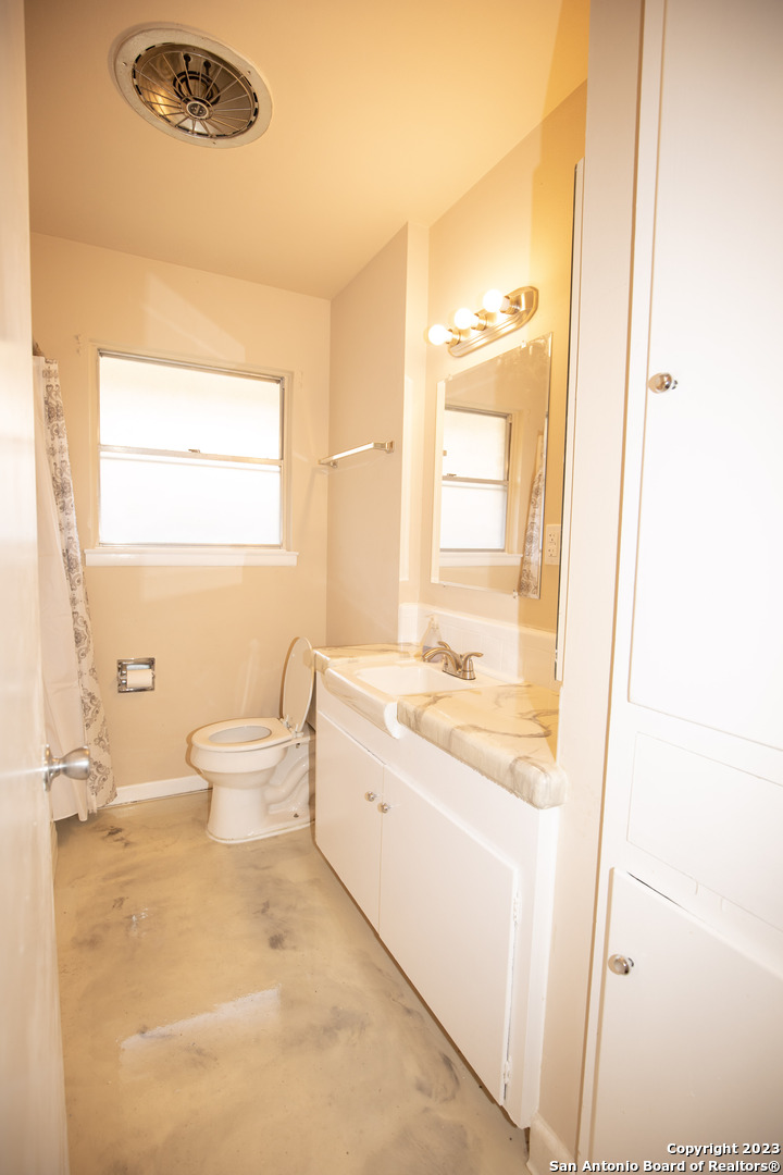 2728 Nacogdoches Road San Antonio, TX 78217 - Photo 9 of 13