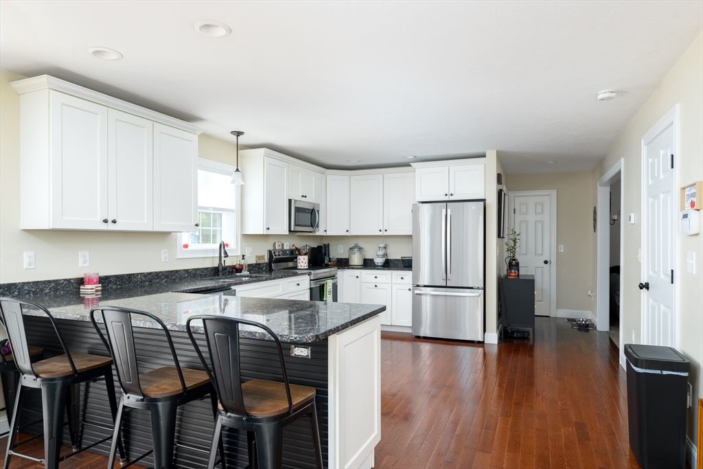 72 New Braintree Road West Brookfield, MA 01585 - Photo 14 of 34
