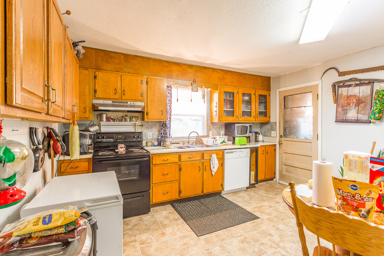 294-296 Mcafee Road Rossville, GA 30741 - Photo 21 of 26 296 Kitchen