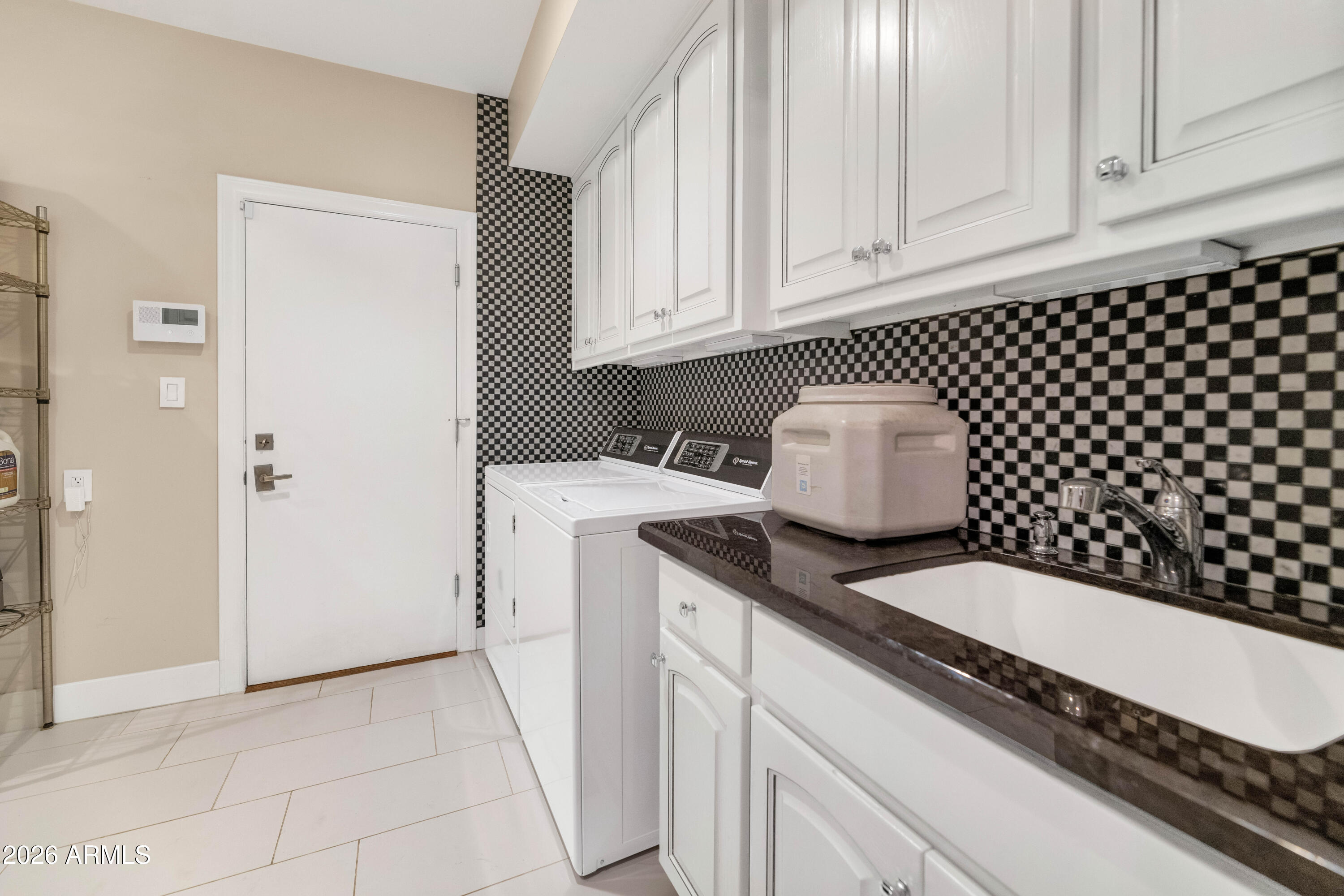 8638 North 84th Street Scottsdale, AZ 85258 - Photo 25 of 49 Laundry Room