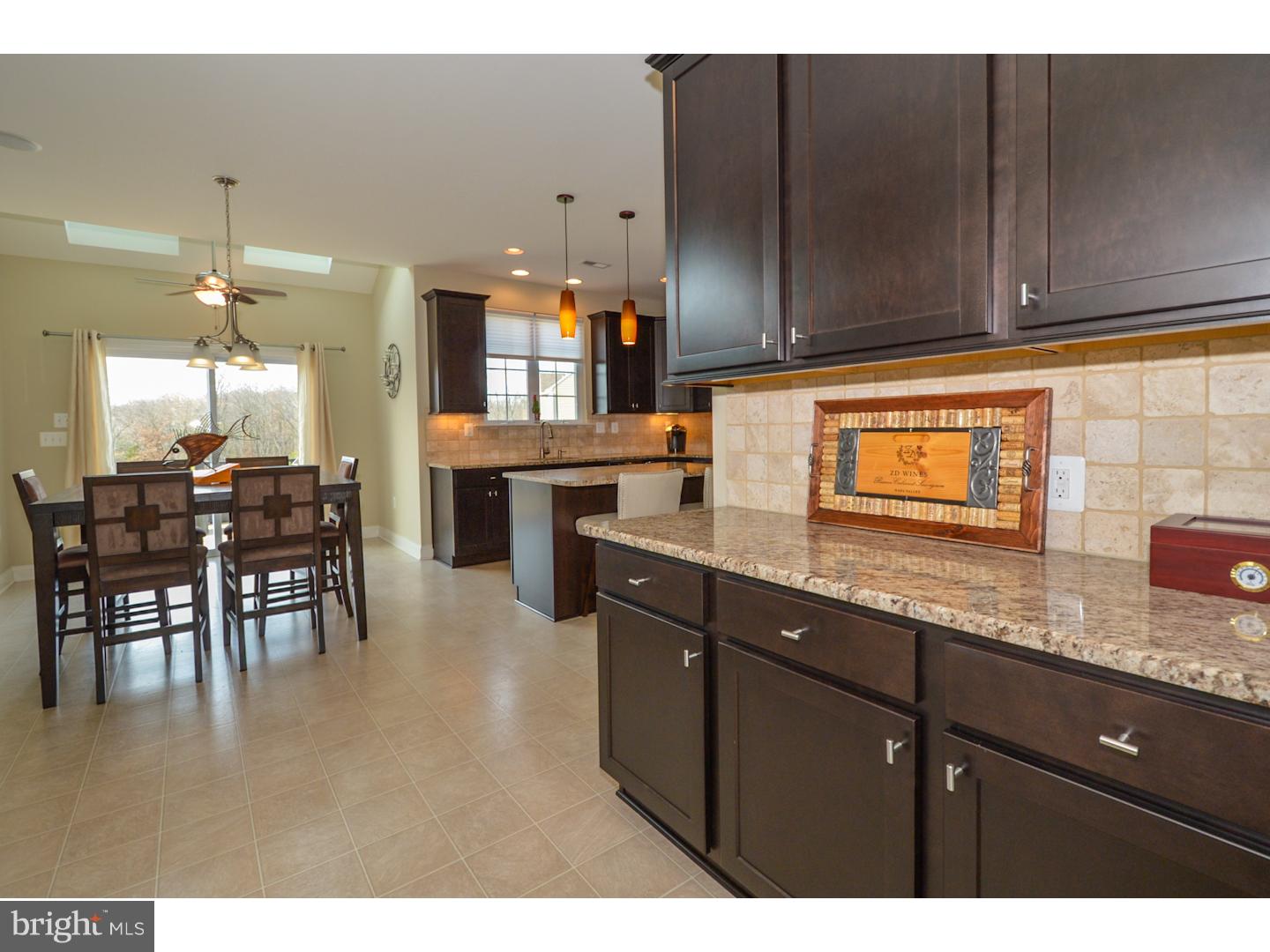 359 Meadow Lane Telford, PA 18969 - Photo 11 of 25 Butler Pantry