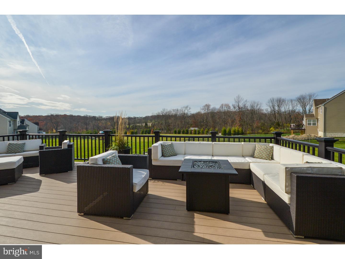 359 Meadow Lane Telford, PA 18969 - Photo 20 of 25 Deck