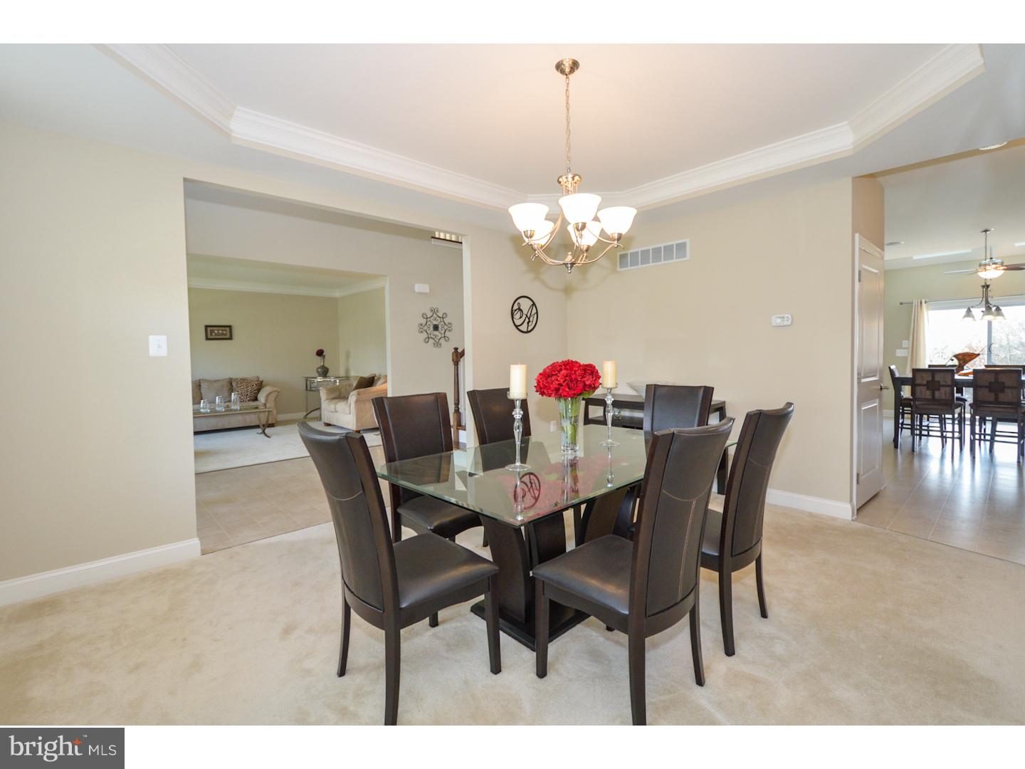 359 Meadow Lane Telford, PA 18969 - Photo 4 of 25 Dining Room